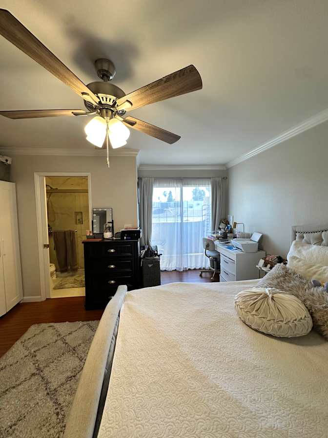 Dulce's room