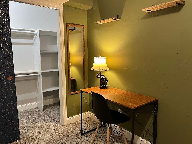 Kim's room