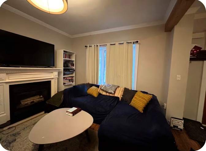 Lisa's room