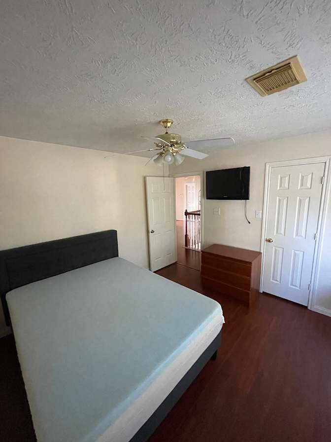 Cris's room