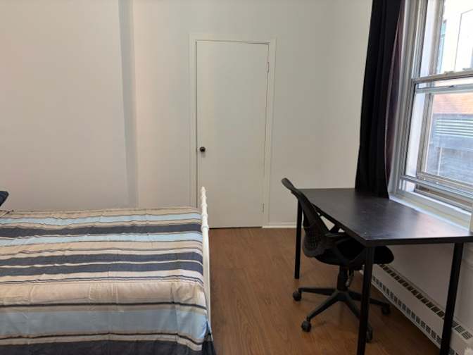 Samir Sehayek's room