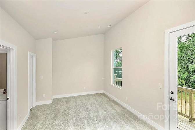 Alcove Rooms's room