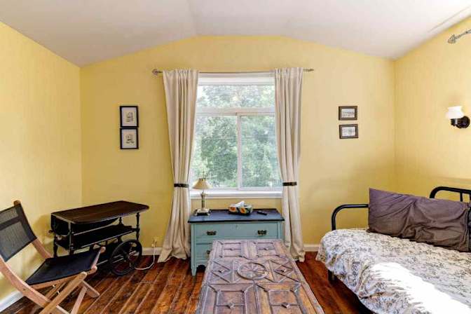 Elizabeth's room