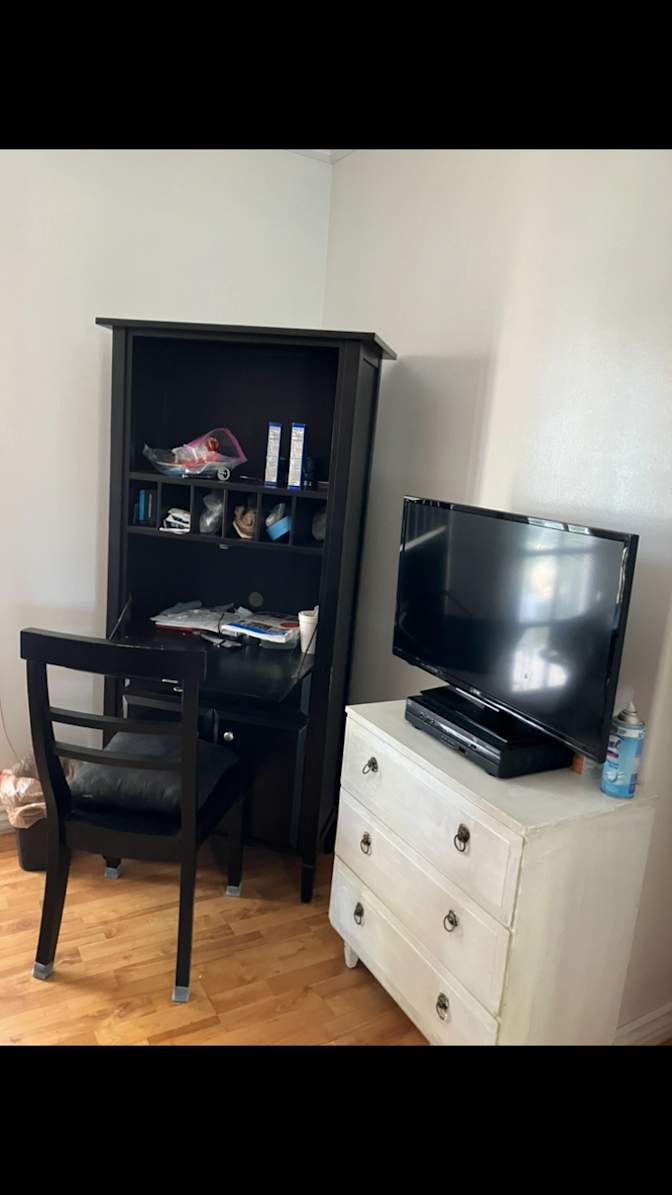 Charleen's room