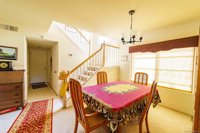 SOM B.'s room