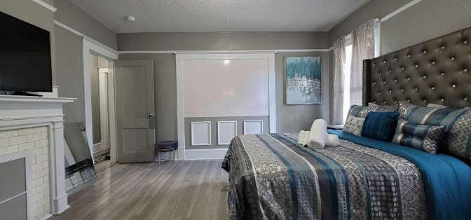GBU Holdings Group's room