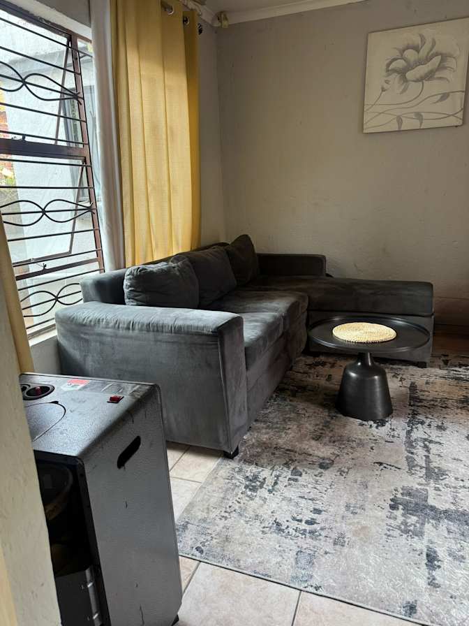 Michelle Modise's room