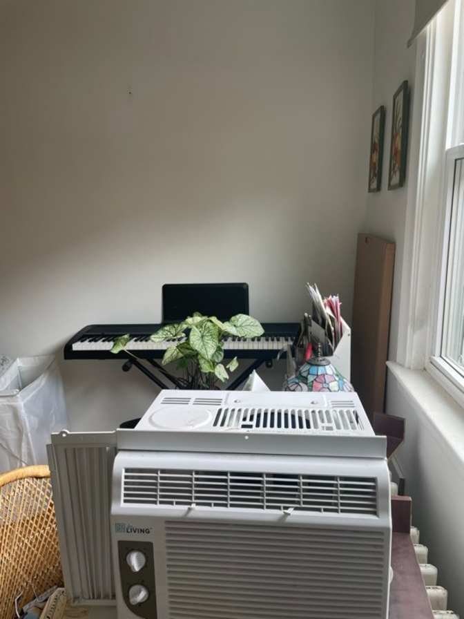 Jess Vanderfleet's room