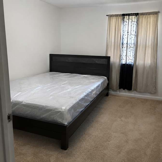 Valerie D's room