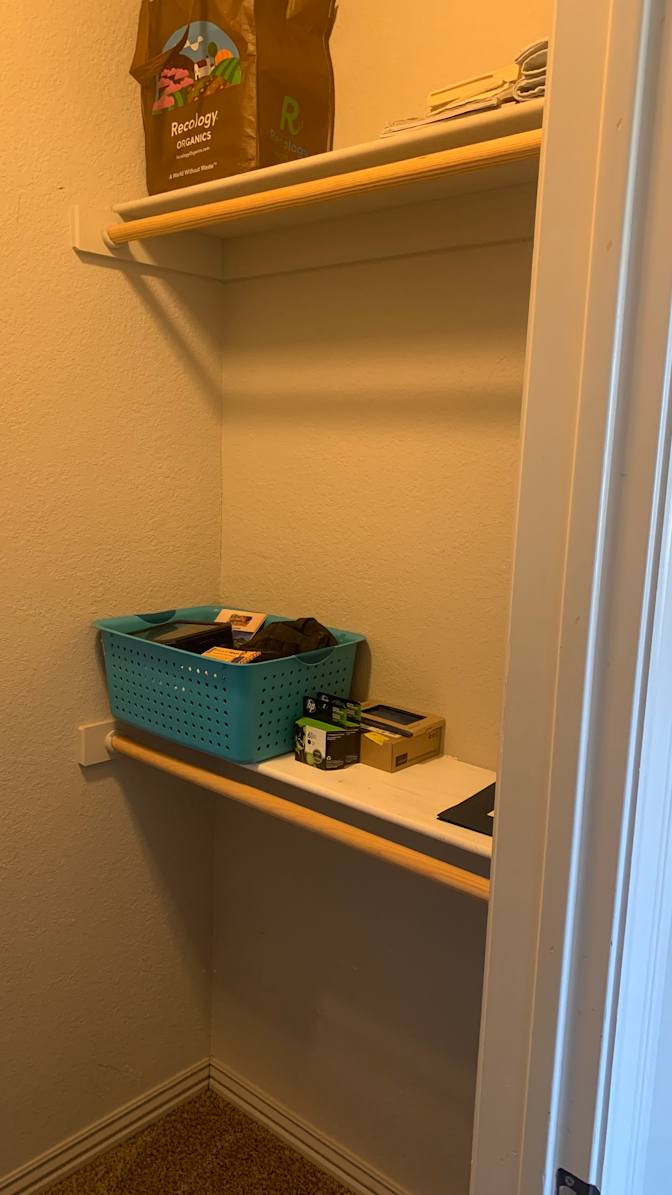 Santiago's room