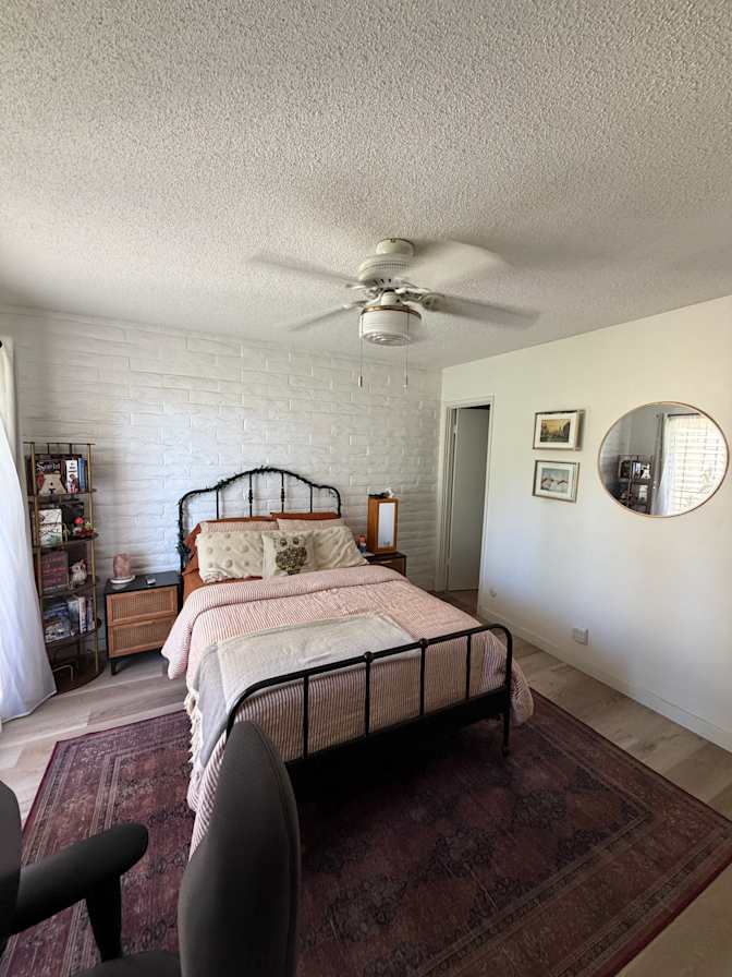 Sara's room