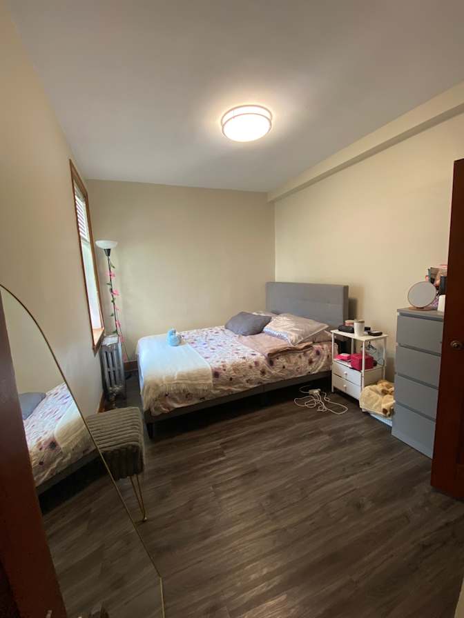 Lucia's room