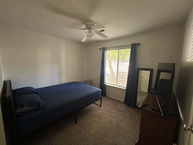 Jo's room