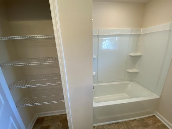 Alcove Rooms's room