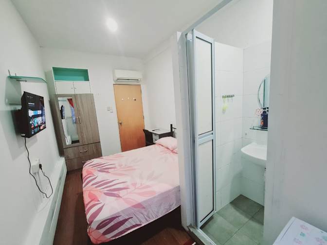 Roomy's room