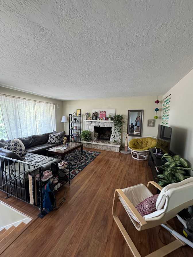 Marley Dean's room