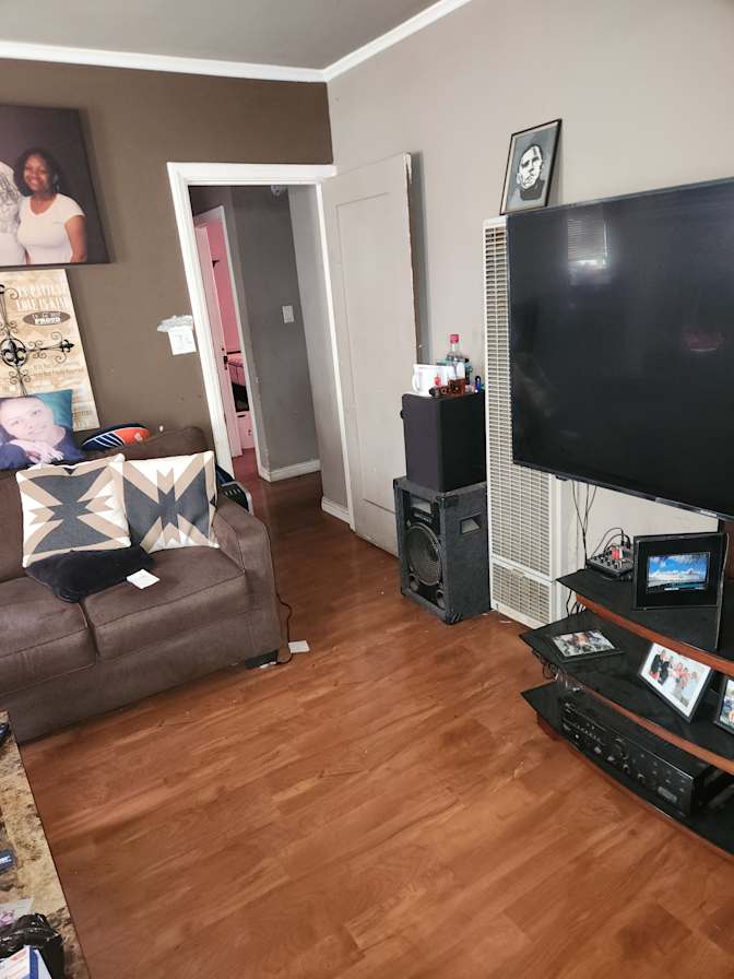 Kenneth's room