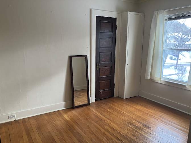 R's room