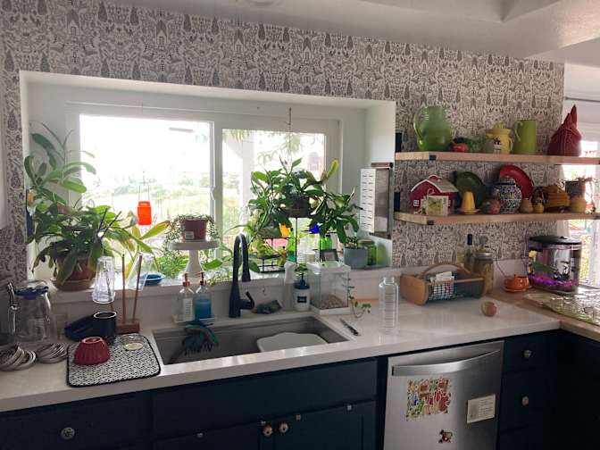 Allix's room