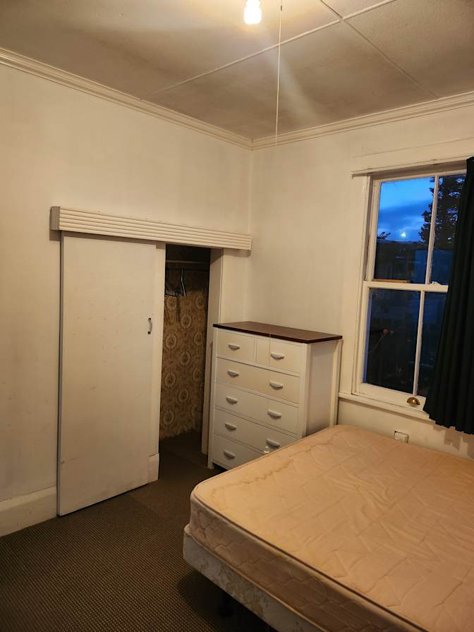 Bruce Thomason's room
