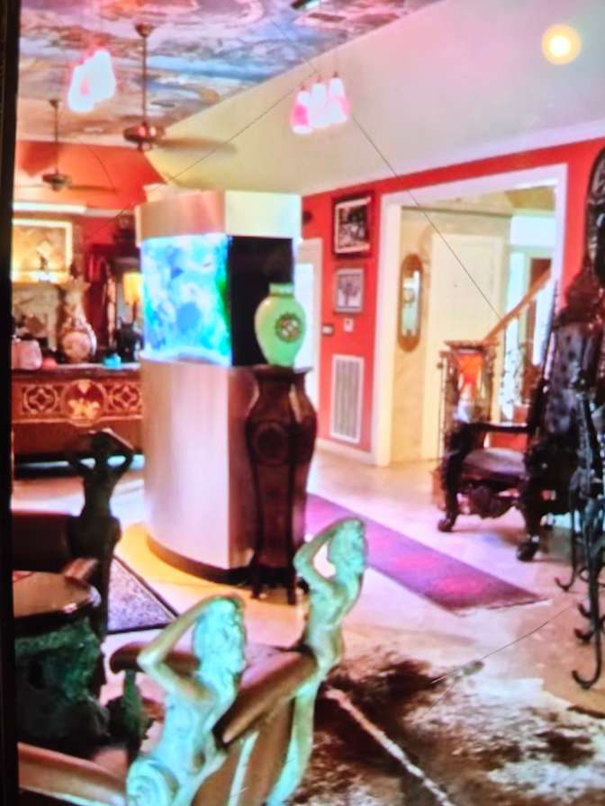 Louise's room
