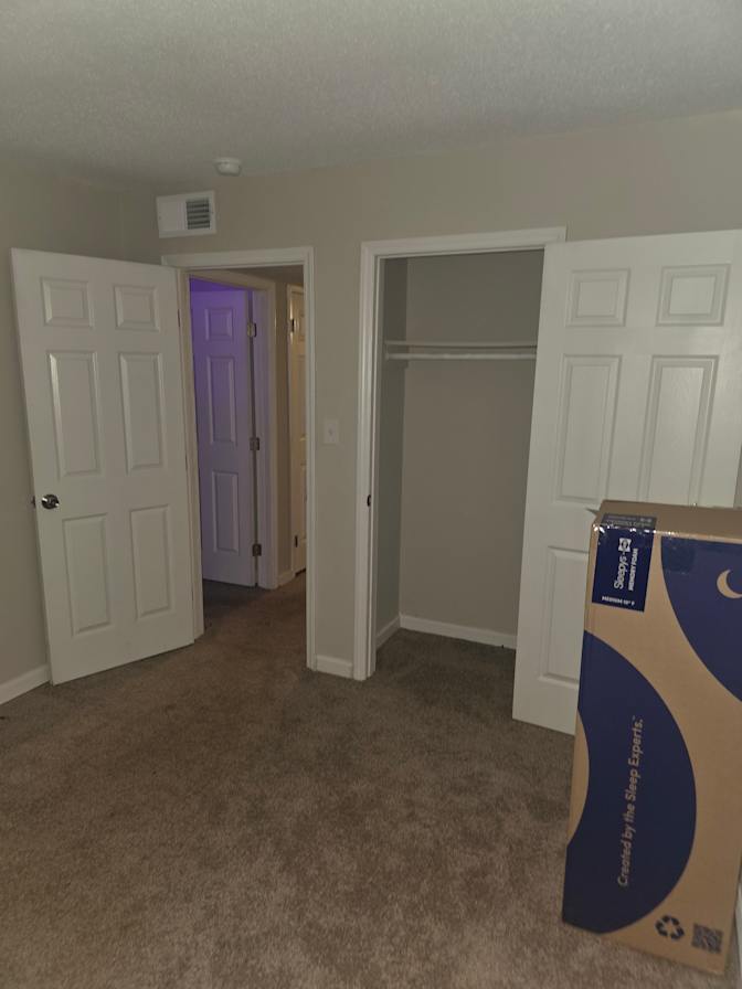 Hernan's room