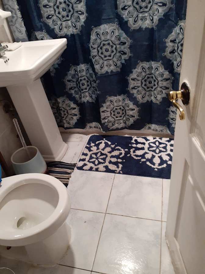 Jason Bryan, Realtor's room