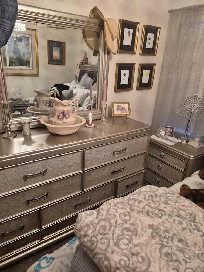 Janet Bowman York's room