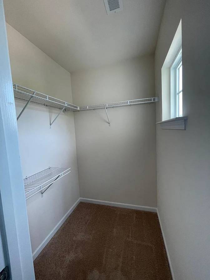 Alcove Rooms's room
