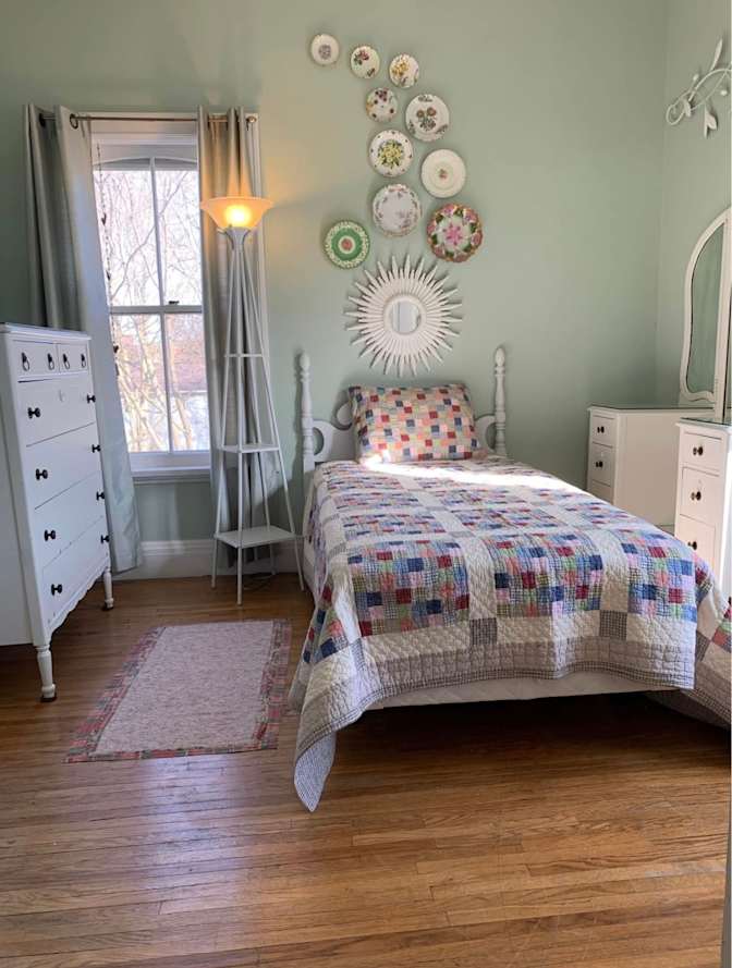 Lesley's room