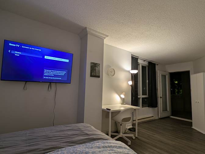 Serdar's room