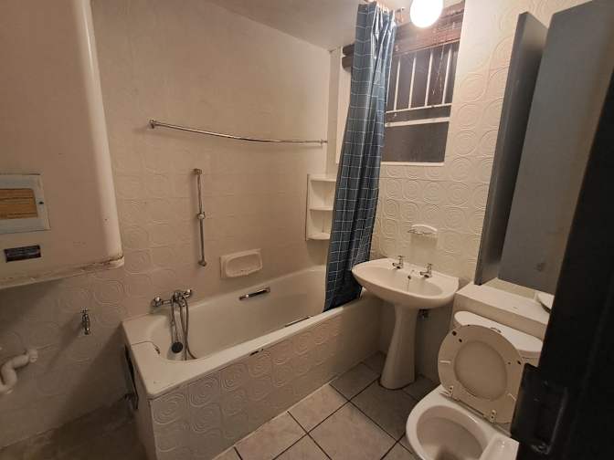 BTW Connect Properties's room