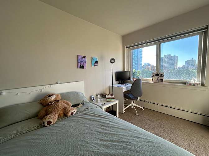 Sara's room