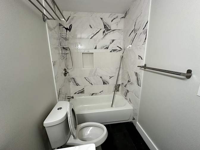 Alcove Rooms's room