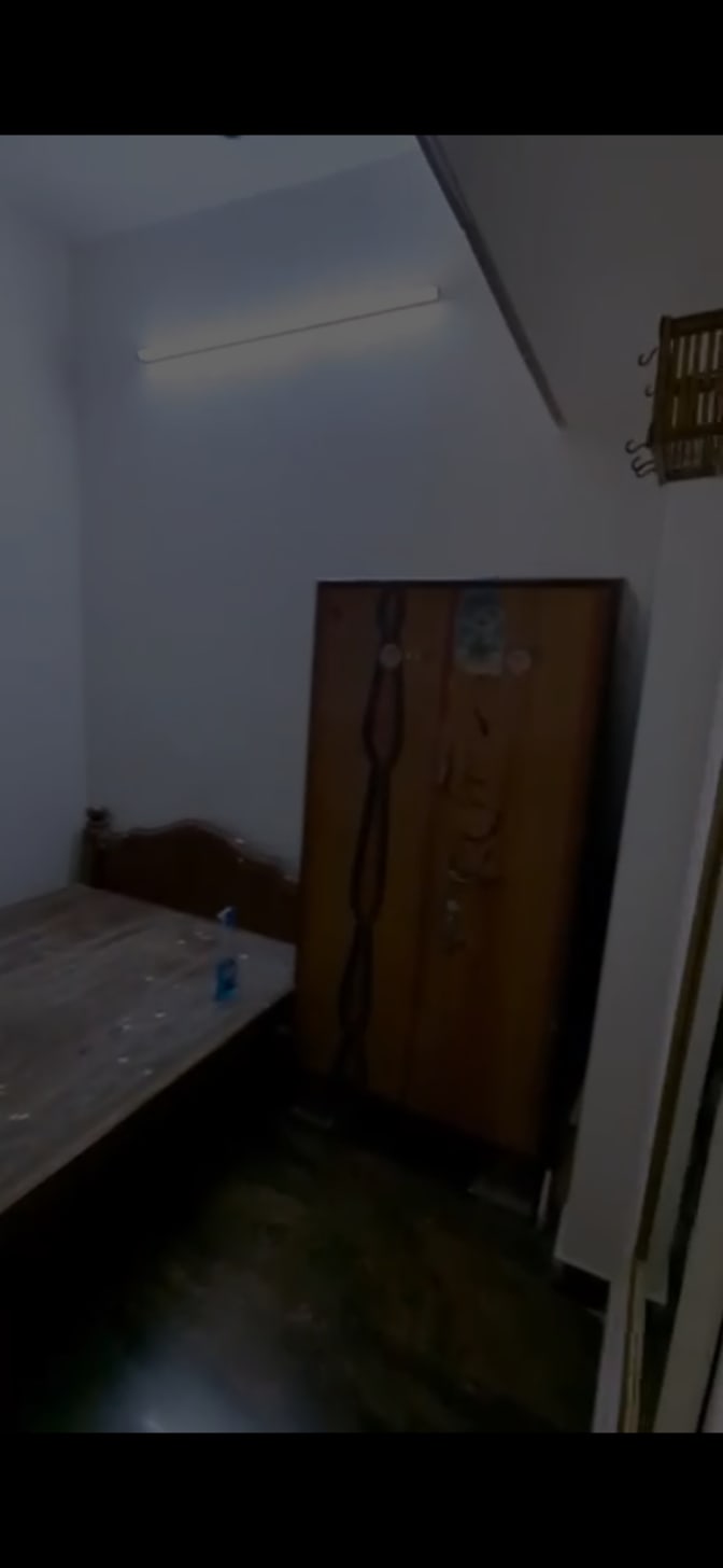 Jawahar's room