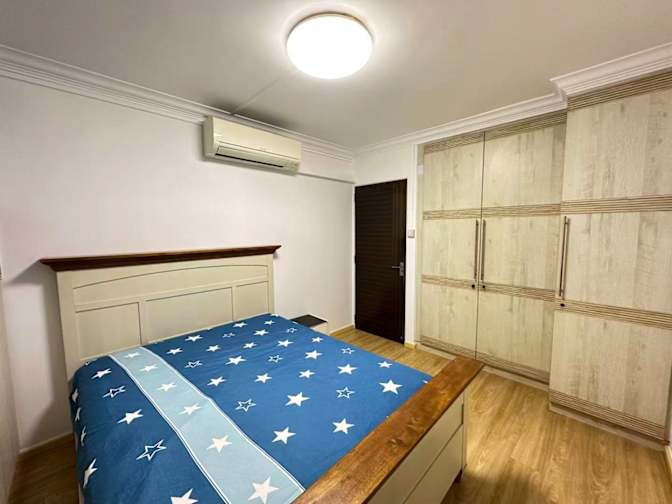 Lee's room