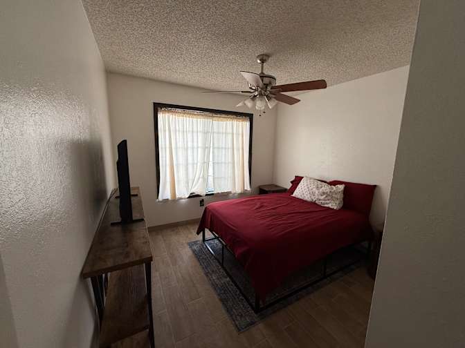 Anayeli Garcia's room