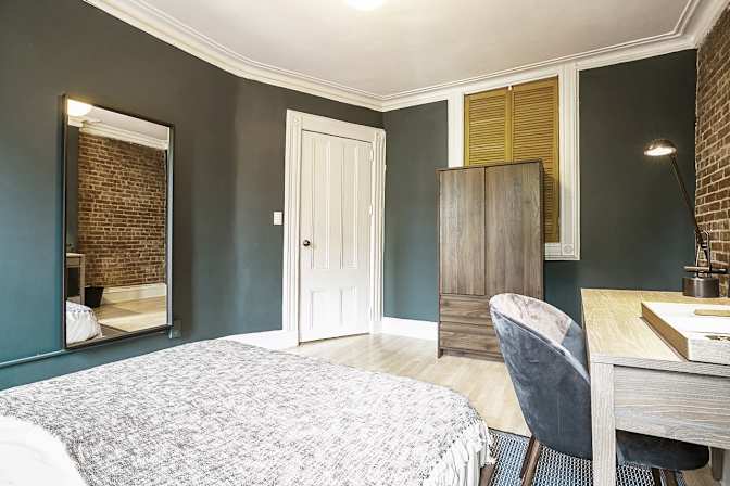 Sam June's room