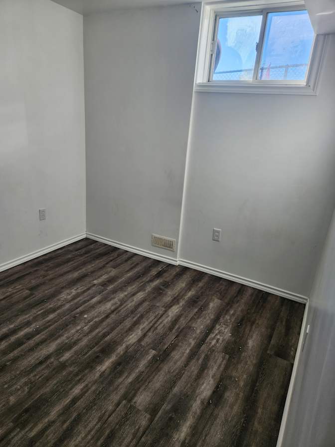 Ebude's room
