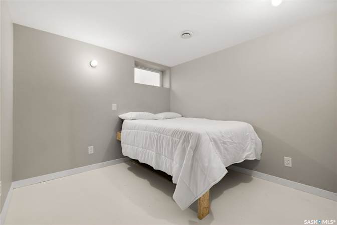 natalia smith's room