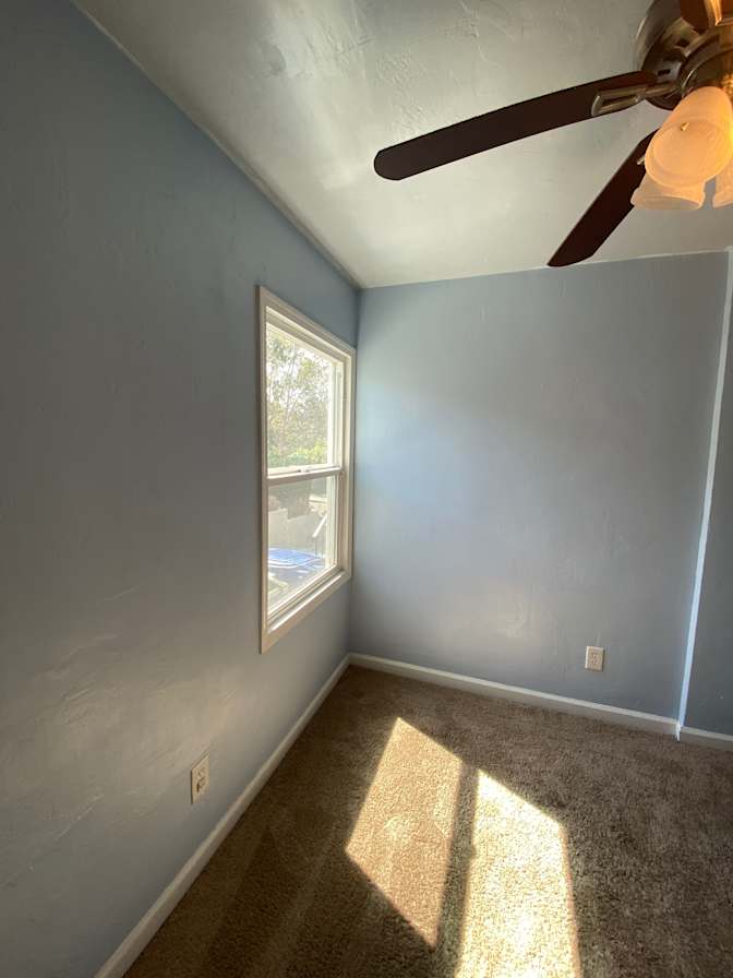 Eljey's room