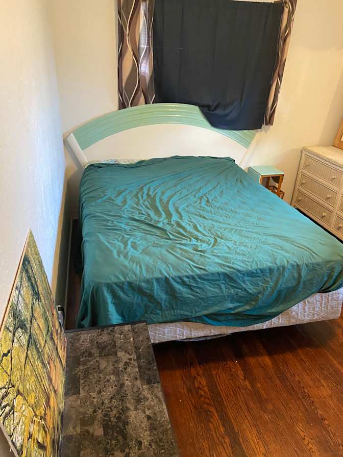 Dan's room