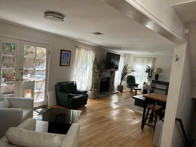Gary's room
