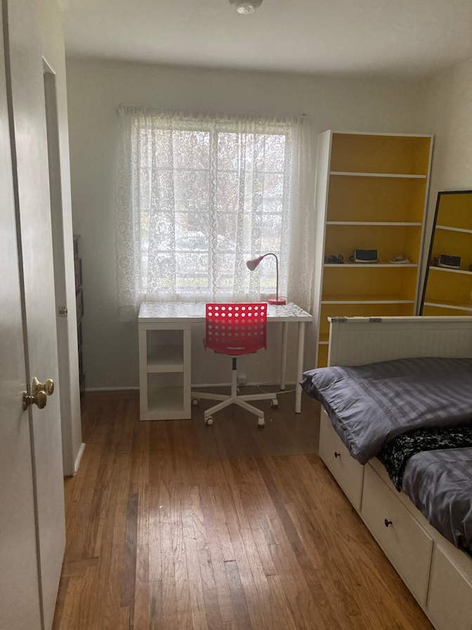 Lorena's room