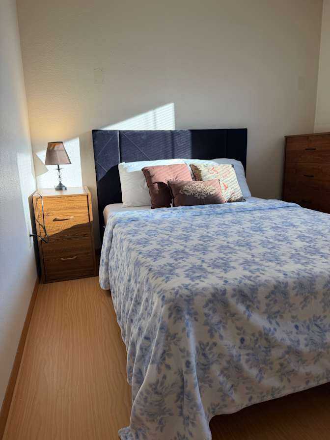 Januari's room