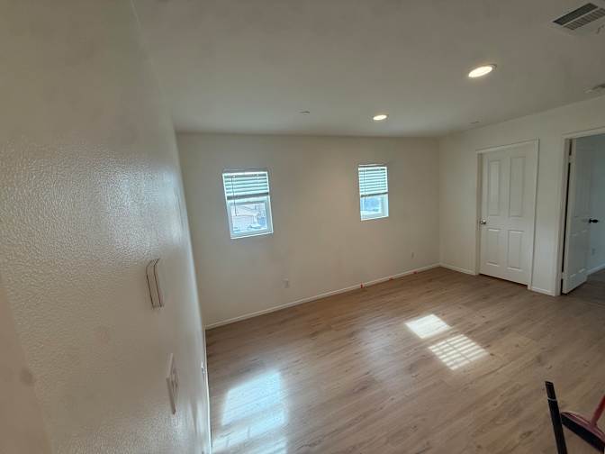 Fernando's room
