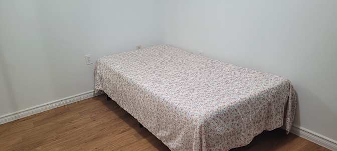 Jen Gonzalez's room