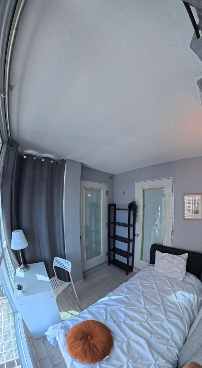 Van House's room