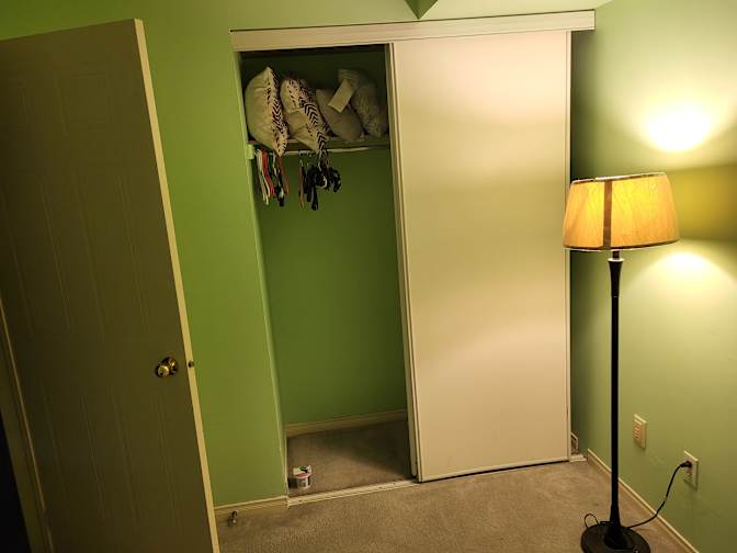 Phae V.'s room
