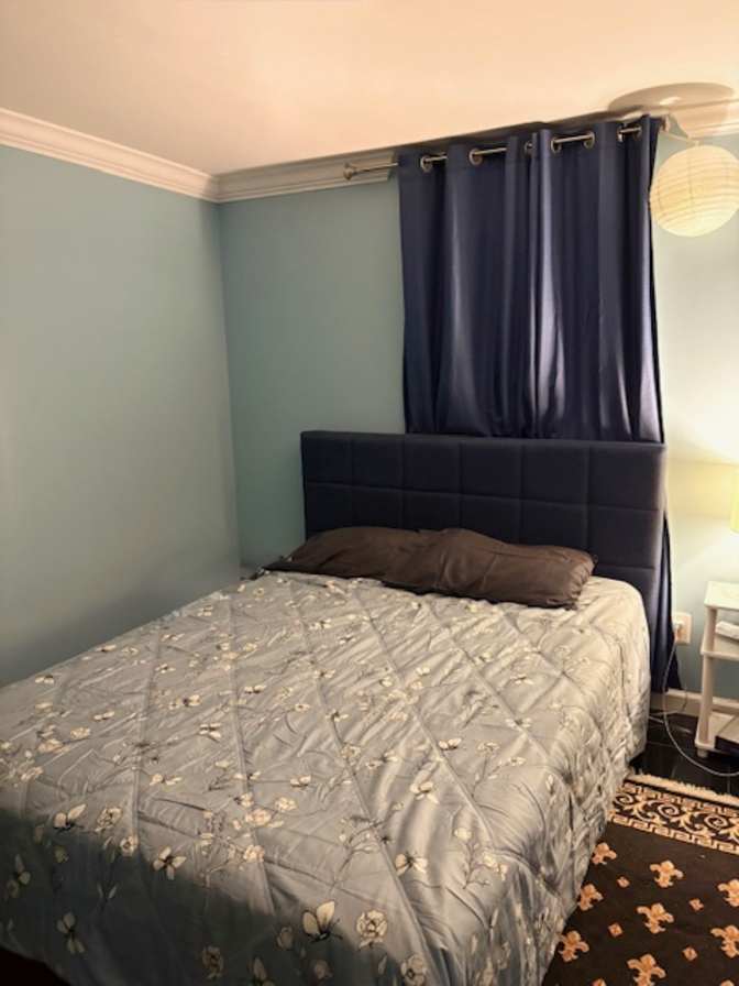 Lynn's room